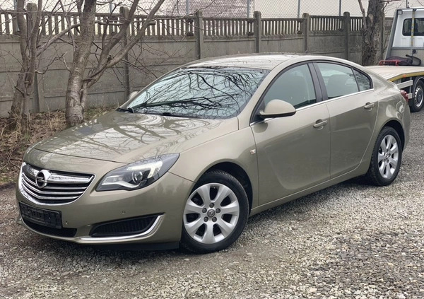 Opel Insignia cena 31500 przebieg: 237035, rok produkcji 2014 z Praszka małe 154